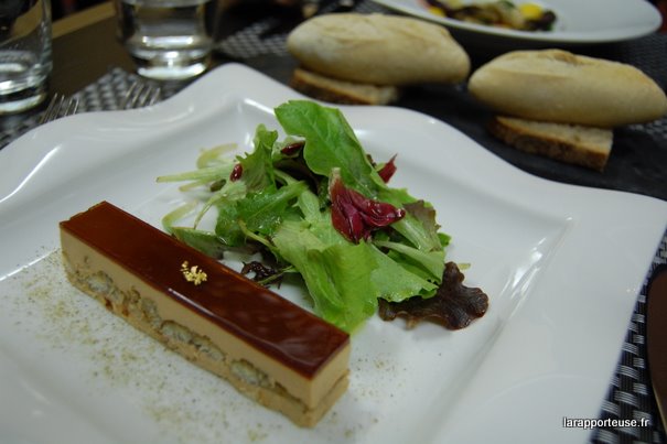 Terrine de foie gras et anguille teriyaki aux épices sansho